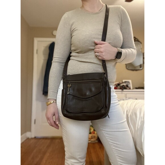 Vtg Fossil 1954 Crossbody Genuine Leather Bag Purse Messenger Dark Brown 75082 - Picture 2 of 16
